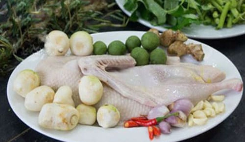 Cách làm vịt om sấu miền Bắc